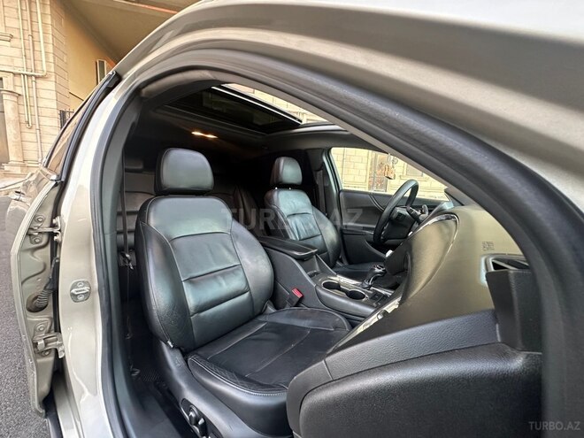 Chevrolet Malibu-8