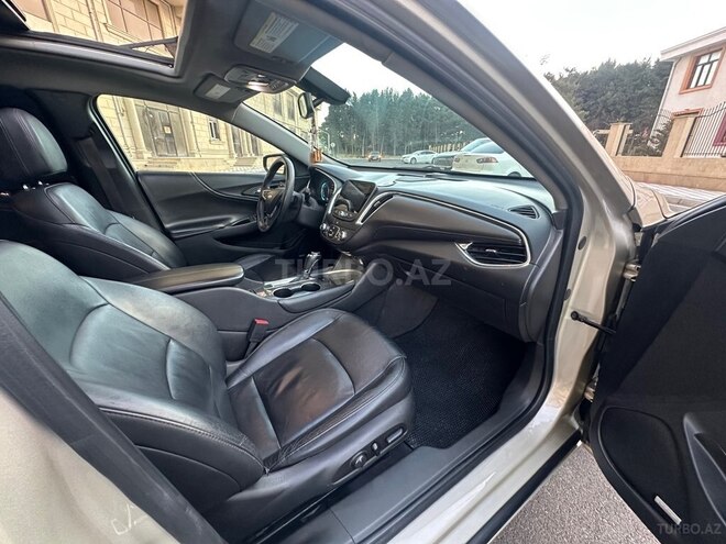 Chevrolet Malibu-5