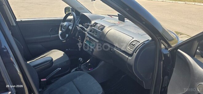 Skoda Fabia-12