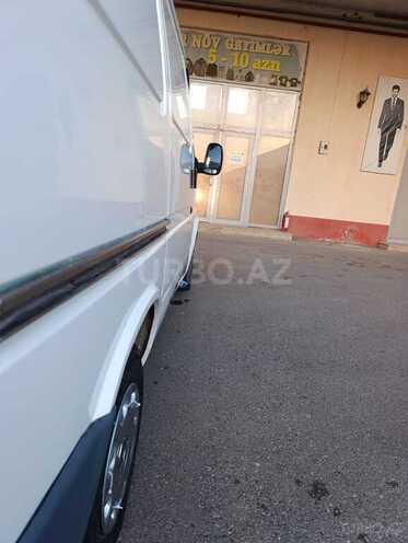 Ford Transit-11