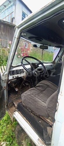 UAZ 469-8