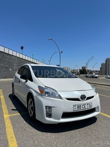 Toyota Prius-1