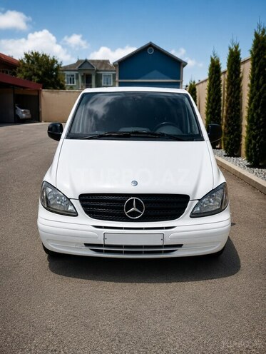 Mercedes Vito 109 CDI-1