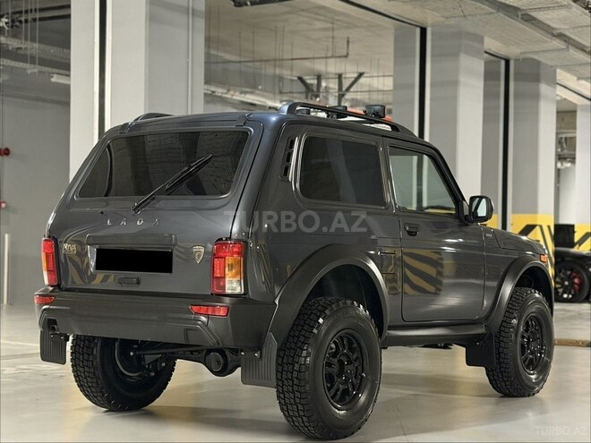 LADA (VAZ) Niva Bronto-6