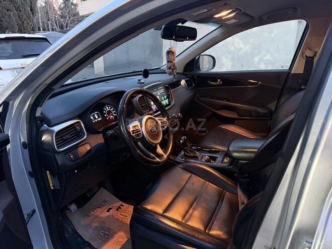 Kia Sorento-4