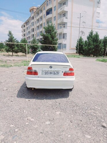 BMW 320-6