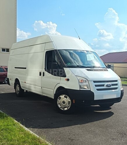 Ford Transit-2