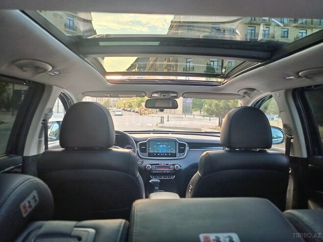 Kia Sorento-14