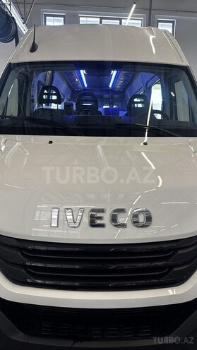 Iveco 35C15-18