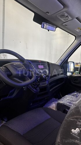 Iveco 35C15-21