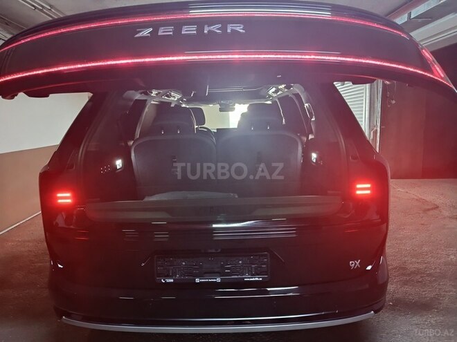 ZEEKR 9X-14
