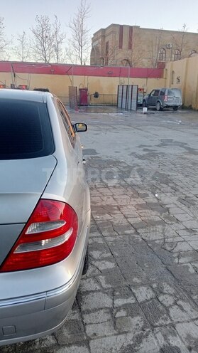 Mercedes E 320-10