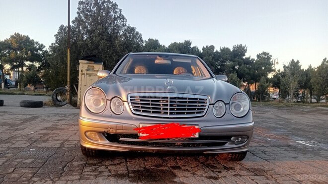 Mercedes E 320-2