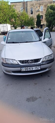Opel Vectra-10