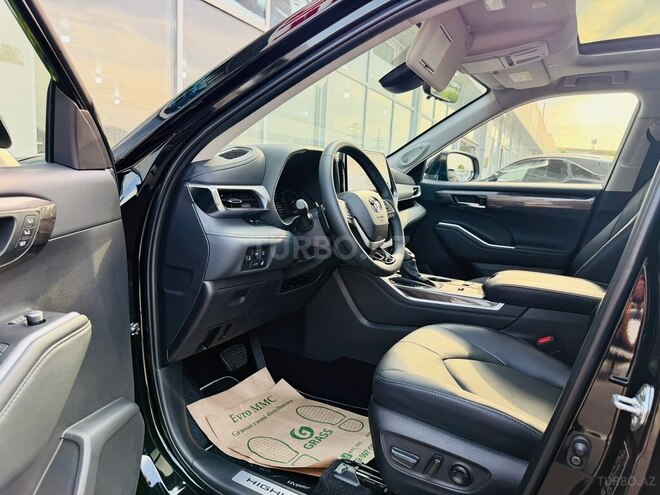 Toyota Highlander-9