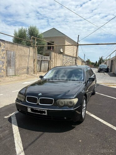 BMW 745-4