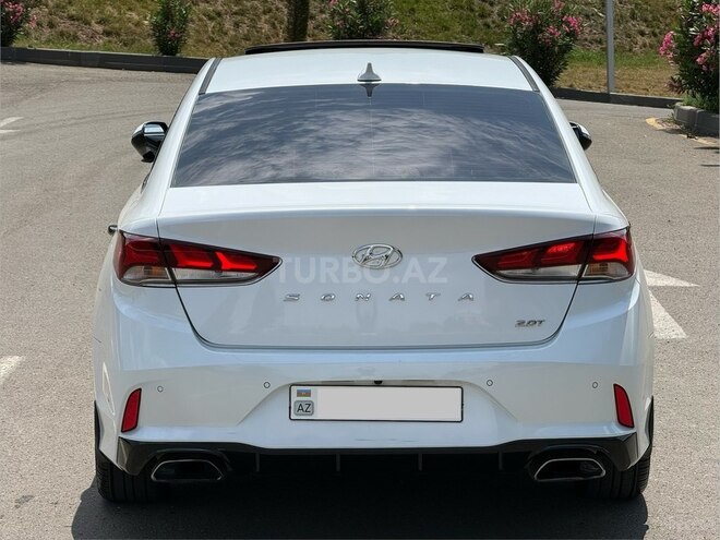 Hyundai Sonata-8