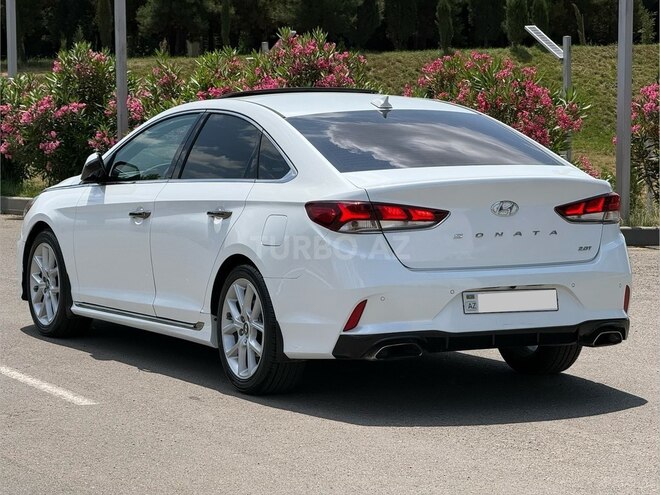 Hyundai Sonata-9