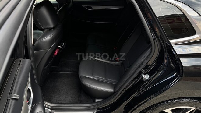 Hyundai Grandeur-11