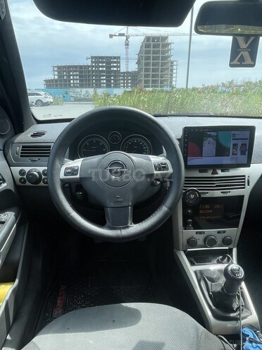 Opel Astra-10