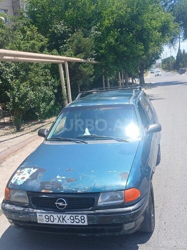 Opel Astra-1