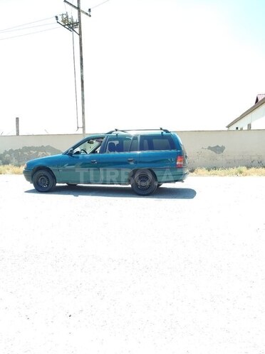 Opel Astra-16