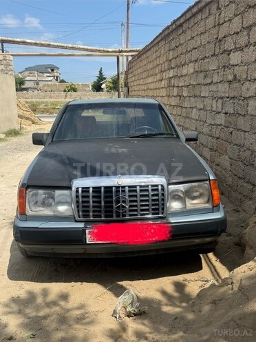 Mercedes 190-1