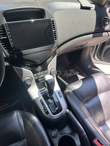Chevrolet Cruze-6