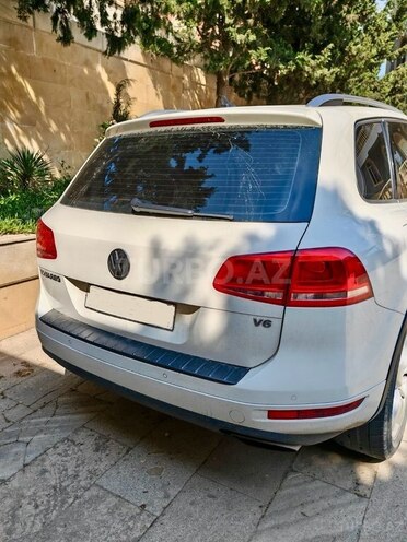 Volkswagen Touareg-2
