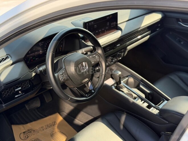 Honda Accord-9