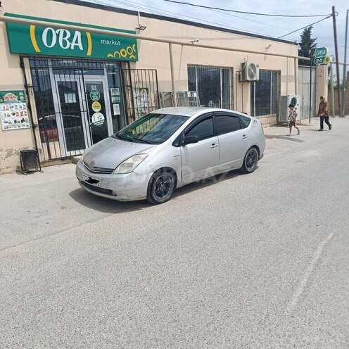 Toyota Prius-2