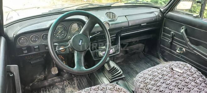 LADA (VAZ) 2106-3