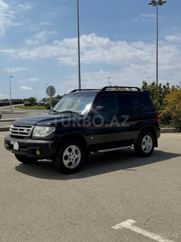 Mitsubishi Pajero io-3