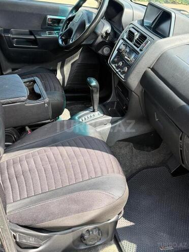 Mitsubishi Pajero io-8