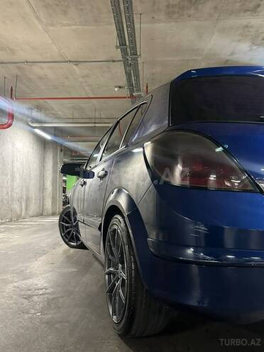 Opel Astra-2