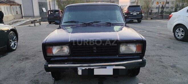 LADA (VAZ) 2107-1
