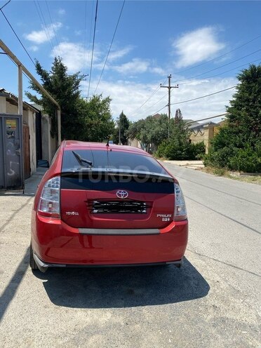 Toyota Prius-2