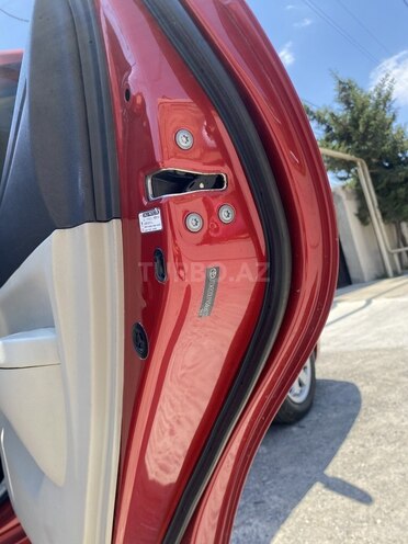 Toyota Prius-17