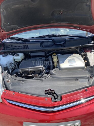 Toyota Prius-7