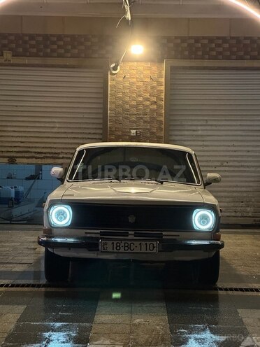 GAZ 24 "Volga"-1