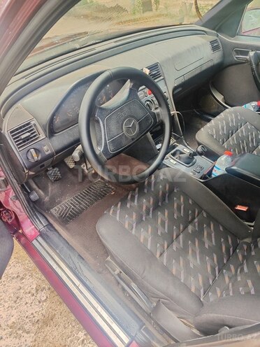 Mercedes C 180-5