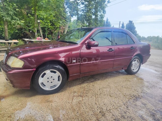 Mercedes C 180-2