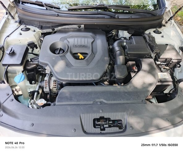 Hyundai Sonata-10