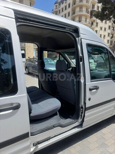 Ford Tourneo Connect-7