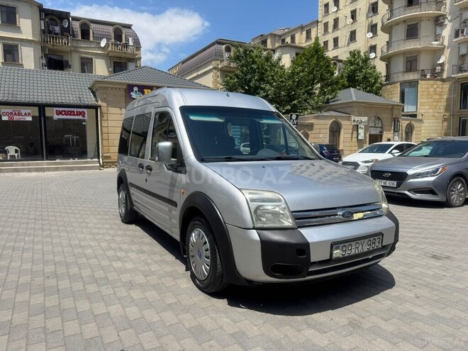 Ford Tourneo Connect-14