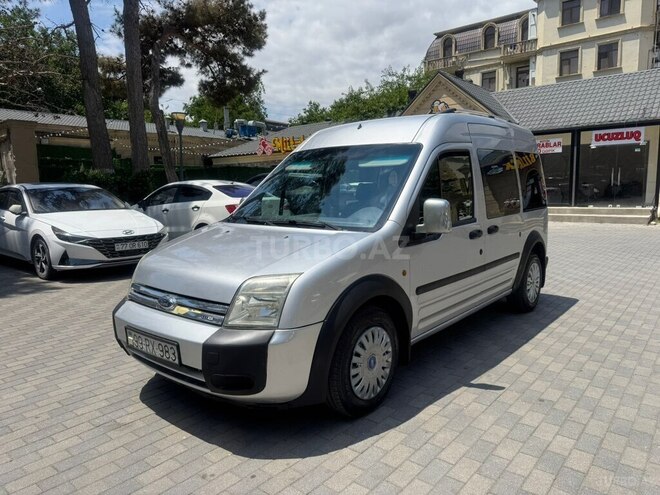 Ford Tourneo Connect-16