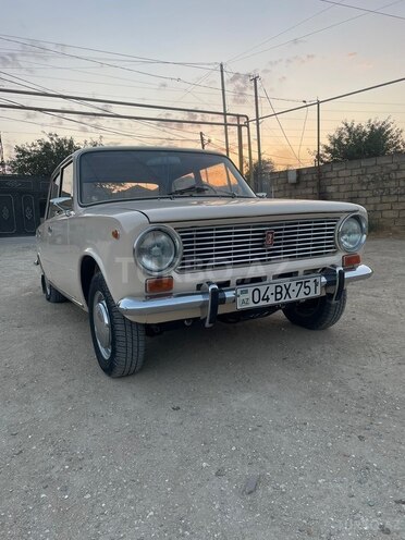 LADA (VAZ) 21011-4