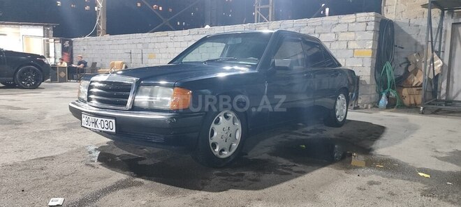 Mercedes 190-2