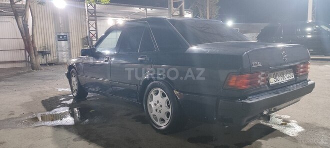 Mercedes 190-4