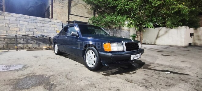 Mercedes 190-7